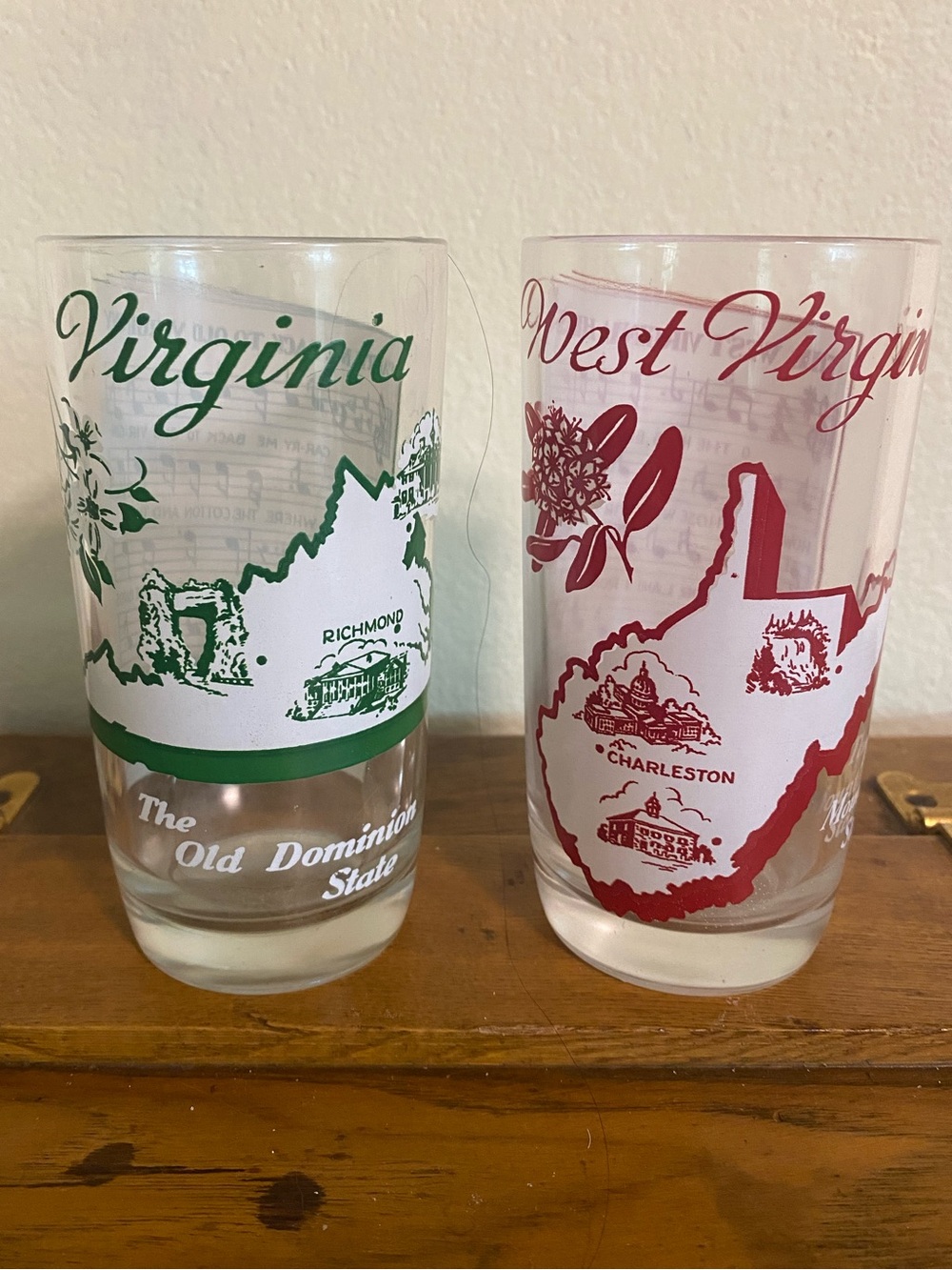 Vintage Atlas 1950s Virginia & West Virginia  State Glasses  - Green & Red Print